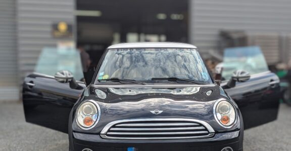Mini II (R56) &#8211; 120CV &#8211; 2006 &#8211; Boîte manuelle &#8211; Noire